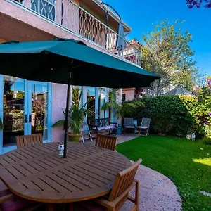 Villa House On The Canal In Venice